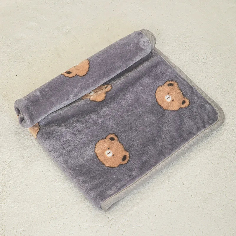 New Soft Pet Blanket Spring Warm Dog Bed Blanket Cute Pet Sheets Warm Mat Comfortable Cat Dog Pad Blanket 2023 Pet Accessories