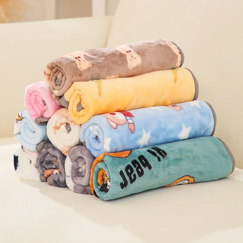 New Soft Pet Blanket Spring Warm Dog Bed Blanket Cute Pet Sheets Warm Mat Comfortable Cat Dog Pad Blanket 2023 Pet Accessories