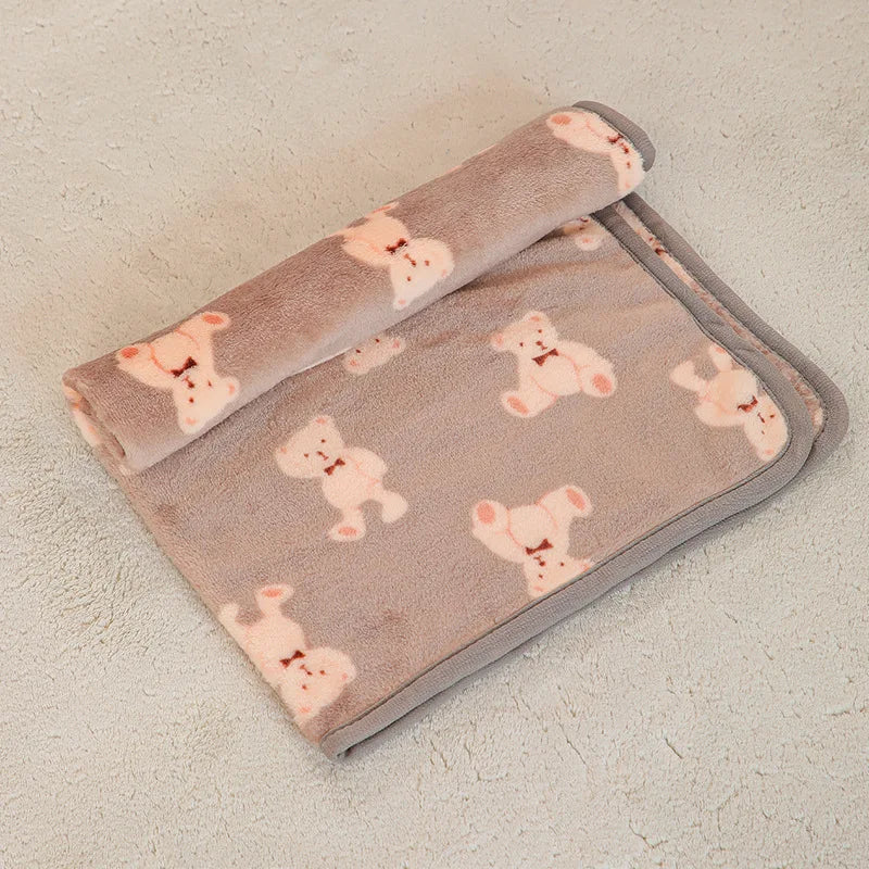 New Soft Pet Blanket Spring Warm Dog Bed Blanket Cute Pet Sheets Warm Mat Comfortable Cat Dog Pad Blanket 2023 Pet Accessories